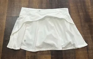 Lululemon White Play Off The Pleats Skirt 13" Size 8 thumbnail 1
