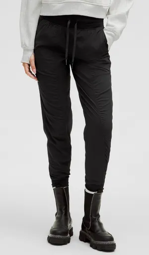 Dance Studio Lululemon Jogger thumbnail 1