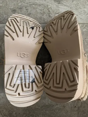 UGG Classic New Heights Lace-Up Boots in Sand/Tan, Size 12, NEW without Box thumbnail 9