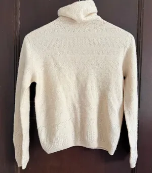 Vintage 100% Wool LIghtweight Cream Pointelle Turtleneck Funnel Sweater Small thumbnail 1