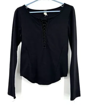 We the Free size small Jacqui Lace Up V Neck black‎ long sleeve tee thumbnail 1