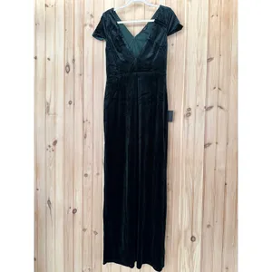 NWT Lulus Feeling Flawless Emerald Green Velvet V-Neck Maxi Dress Banquet Sz L thumbnail 2