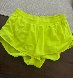 Lululemon Shorts Hotty Hot thumbnail 1