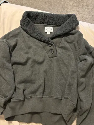 American Eagle Outfitters Sherpa Sweater thumbnail 1