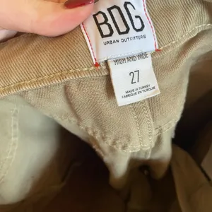 BDG urban outfitters size 27 or 4 high and wide tan green grunge jeans thumbnail 6