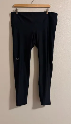Under Armour Black Women's High-Waist Training Leggings thumbnail 1