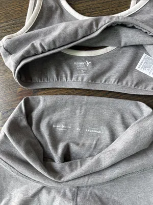 Old Navy PowerChill Side-Striped Leggings & Tank Matching Set size XS Grey NWOT thumbnail 4