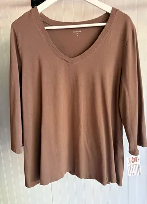 GARNET HILL XL ✨ adult vneck cotton blend solid brown tee EUC thumbnail 1