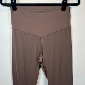 Offline by Aerie Real-Me High Rise 7/8 Leggings Brown Buttery Soft Neutral Large thumbnail 2