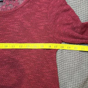 American‎ Eagle Outfitters Women’s Burgundy Long Sleeve Sweater Size Medium thumbnail 6