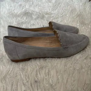 Talbots Gray Women’s Ryan Scaloop Flats Suede Loafers with Stud Detail Size 9M thumbnail 3