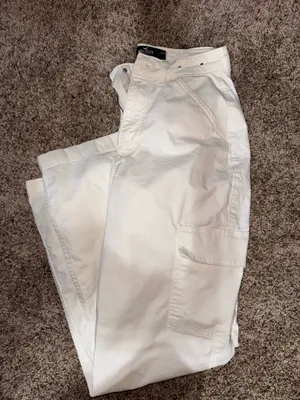 Hollister White Cargo Pants Women’s thumbnail 4