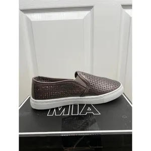 MIA Edith Slip-On Sneakers Size 8M Pewter Perforated Low Platform Shoes thumbnail 6