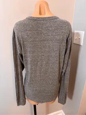 League Buffalo NY UB Gray Long Sleeve T-shirt Classic Fit Medium New York thumbnail 3
