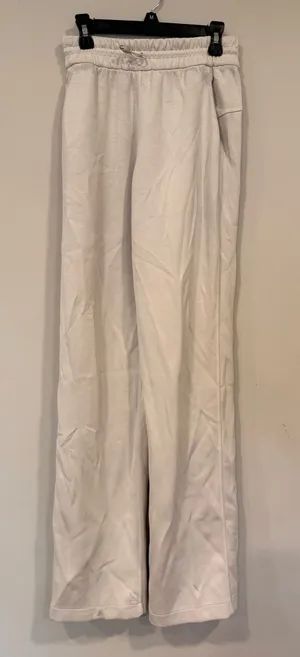 Lululemon Pants thumbnail 1