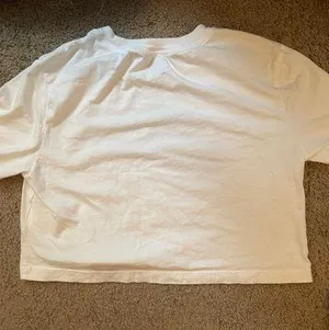 Crop Tee thumbnail 3