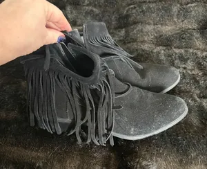 Steve Madden Fringe Western Ankle Boots Booties Size 8.5 Short Boho Cowgirl Boot thumbnail 1