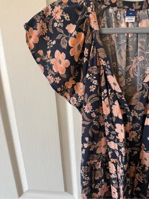 Old Navy Floral Flutter Sleeve Tiered Midi Dress Navy Peach Size XL thumbnail 3