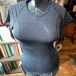 Zyia black striped athletic short sleeve S sporty shirt thumbnail 1