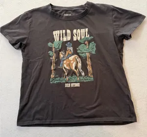 Born Outdoor Wild Soul Graphic Tee Western Horse Rider T-Shirt Size Medium thumbnail 1