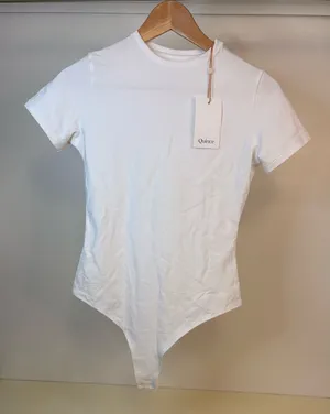 NWT Quince White organic cotton Short-Sleeve Bodysuit Tee Sz small thumbnail 1