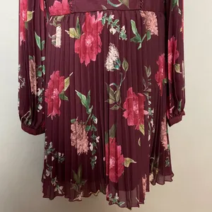 Lulus Win The Day Dress Burgundy Floral‎ Print Pleated Long Sleeve Mini V-Neck thumbnail 6