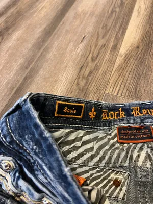 Rock Revival Sosie Mid-Rise Straight Jeans thumbnail 5