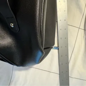 Black cosmetics bag thumbnail 5