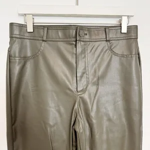 Zara Pants Size Large‎ Black Faux Leather High Rise Split Hem Trouser Mob Wife thumbnail 4