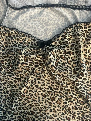 SheIn Black-Trim Leopard Print tops thumbnail 5