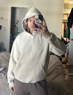 Comfrt Hoodie thumbnail 1
