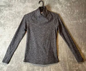 Lululemon Warm Your Core‎ Long Sleeve Tee Heathered Black Size 4 thumbnail 1