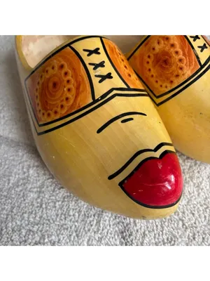Vintage Hand Painted Dutch Wooden Clogs Pair Authentic Holland Souvenir Folk Art thumbnail 2
