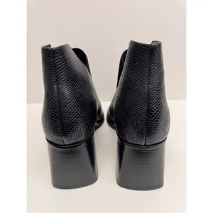 Journee Signature Booties‎ Size 10 Black Leather Stretch Vamp Block Heel NEW thumbnail 6