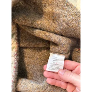 Vintage Woolrich Women's S 100% Wool V-Neck Sweater Made in Japan Floral Trim thumbnail 10