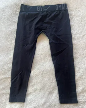 Gymshark Black Cropped Leggings thumbnail 4