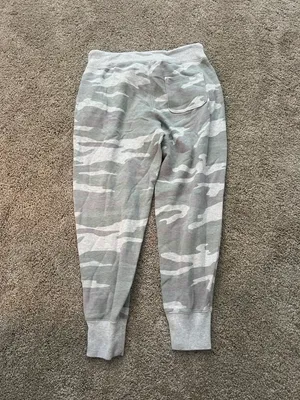 Aerie Camo Joggers Small thumbnail 2