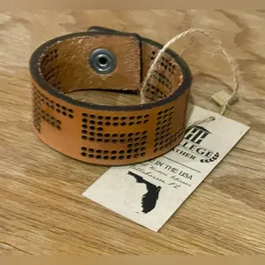 Florida State Seminoles FSU Handcrafted Leather Cuff Bracelet - NWT thumbnail 2
