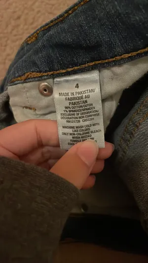 Jean Shorts thumbnail 4