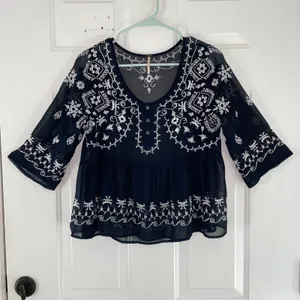 Free People Pennies Squel Navy Sheer Embroidered Top Size Small thumbnail 2