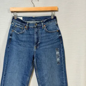 Gap 90s Loose High Rise Jeans Womens 25 0R Medium Wash Blue Straight Leg Denim thumbnail 3