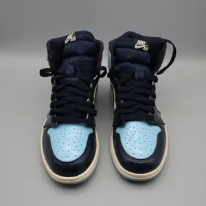 Nike Air Jordan 1 Retro High OG Blue Chill Patent Leather Womens 9 CD0461-401 thumbnail 13