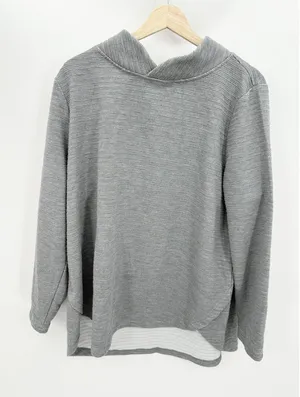 D&Co Active Grey Long‎ Sleeve Crossover Neck Sweatshirt Womens XL Pullover thumbnail 1