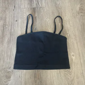 Abercrombie & Fitch Crop Top thumbnail 1