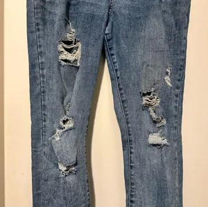 Judy Blue High Waist Destroyed Boyfriend denim jeans size 13/31 thumbnail 4