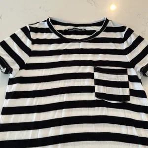 Abercrombie & Fitch Black White Striped Mini Crew Neck T-Shirt Dress Size XS thumbnail 4