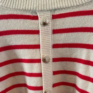 HYFVE Large Button Back Cream/Red‎ Striped Sweater NWOT thumbnail 7