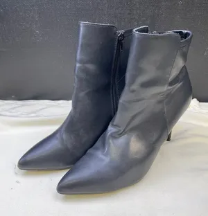 Zigisoho Womens Black Ankle Boots Shoes Heels Size 9 SKU 6535 thumbnail 1