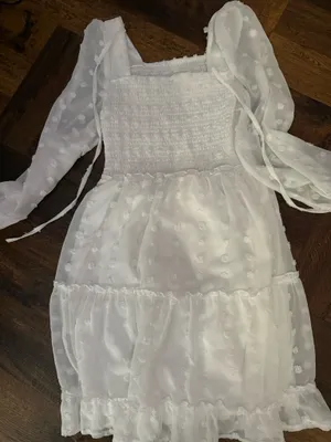 white dress thumbnail 1