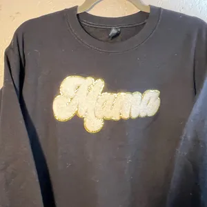 Gildan Black Crew Neck Mama Sweater with Graphic Design SZ S Maternity Cozy thumbnail 5